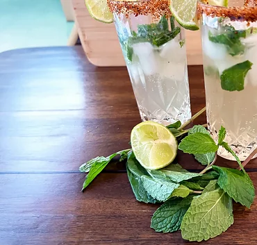 Virgin mojito with lime and mint
